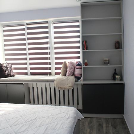 Ana'S Apartment คีชีเนา ภายนอก รูปภาพ