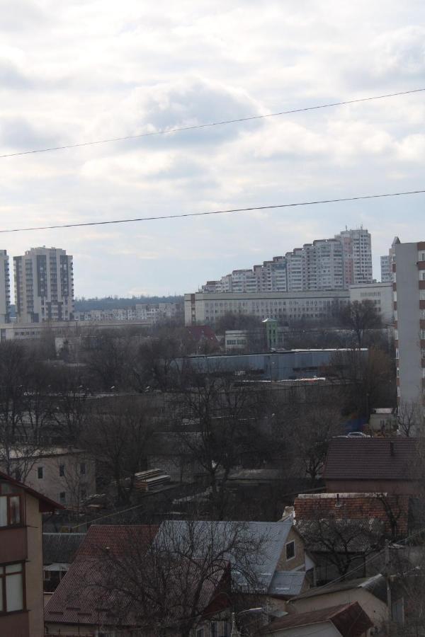 Ana'S Apartment คีชีเนา ภายนอก รูปภาพ
